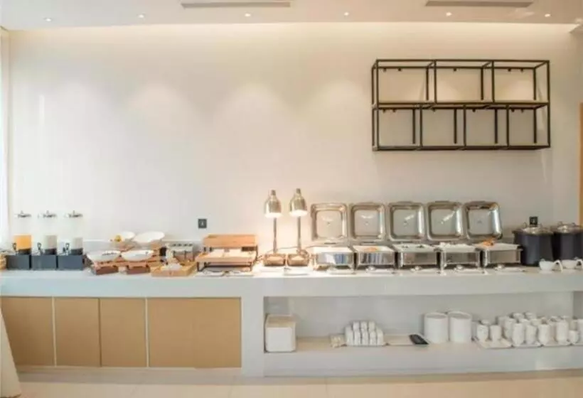 ホテル City Comfort Inn Zhangjiakou Municipal Government High Speed Railway Station North Institute