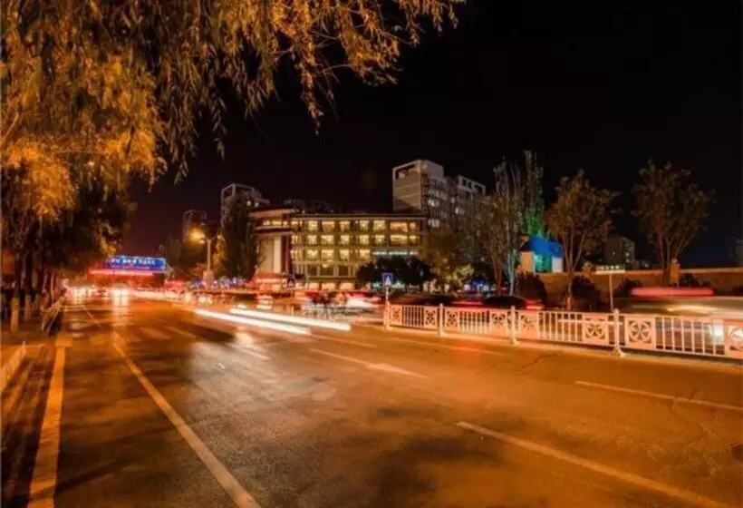 ホテル City Comfort Inn Zhangjiakou Municipal Government High Speed Railway Station North Institute