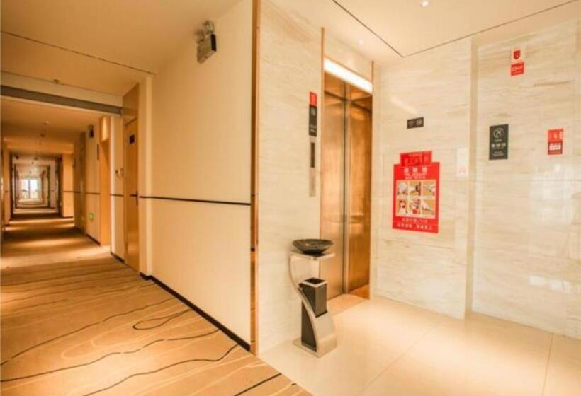 בית מלון כפרי City Comfort Inn Zhangjiakou Municipal Government High Speed Railway Station North Institute