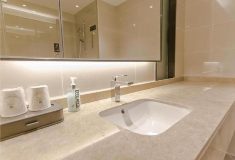 Отель City Comfort Inn Zhaoqing Sihui Nanjiang Industrial Park