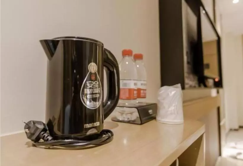ホテル City Comfort Inn Zhaoqing Sihui Nanjiang Industrial Park