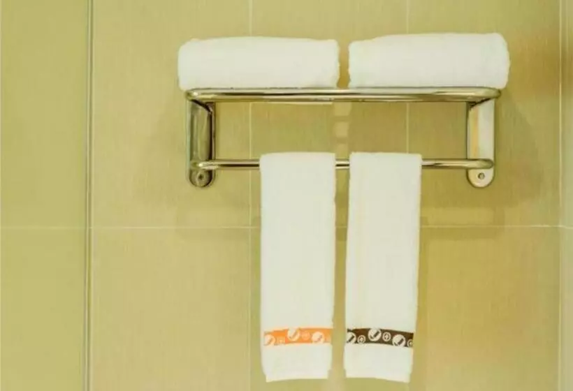 ホテル Jtour Inn Hechi Yizhou Municipal Central Plaza