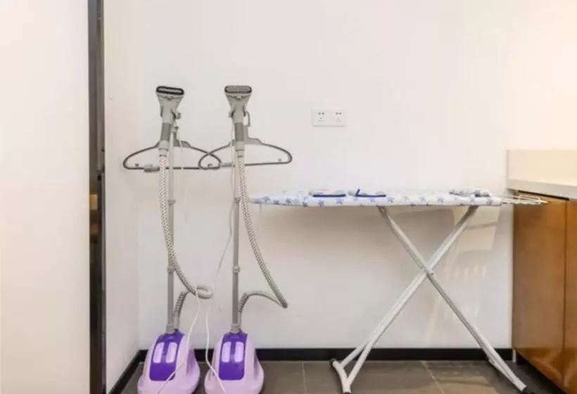 ホテル Jtour Inn Hechi Yizhou Municipal Central Plaza