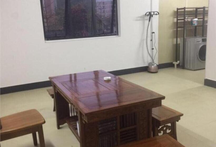 Hotel Jtour Inn Maoming Gaozhou Guabangling Park