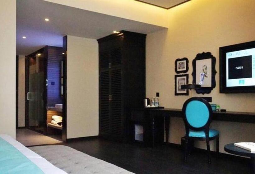 Xana Hotelle Chengdou Xindu Sanhechang Metro Station