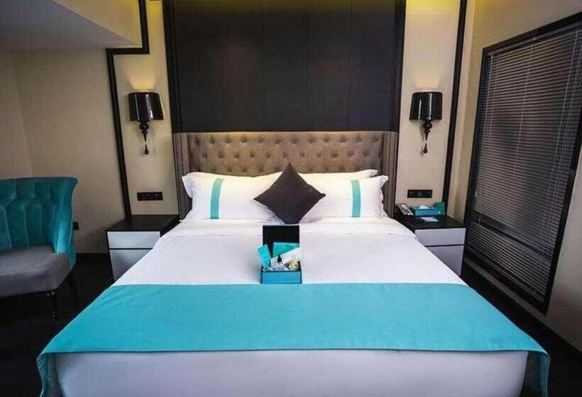 Xana Hotelle Chengdou Xindu Sanhechang Metro Station