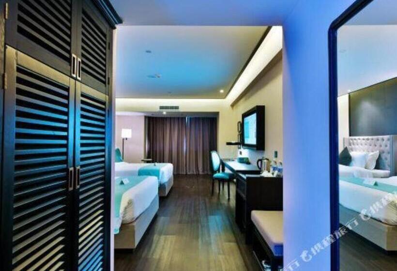 Xana Hotelle Chengdou Xindu Sanhechang Metro Station