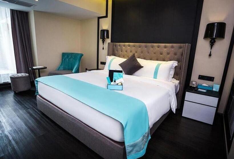 Xana Hotelle Chengdou Xindu Sanhechang Metro Station