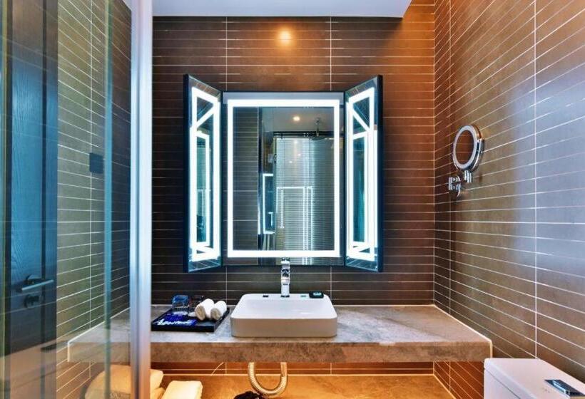 Xana Hotelle Chengdou Xindu Sanhechang Metro Station