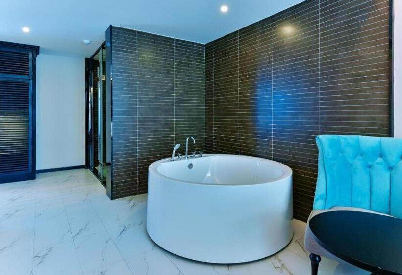 Xana Hotelle Chengdou Xindu Sanhechang Metro Station