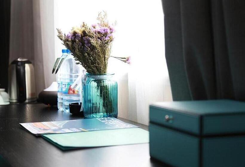 Xana Hotelle Lianyungang Xugou Bathing Sea Food Inn