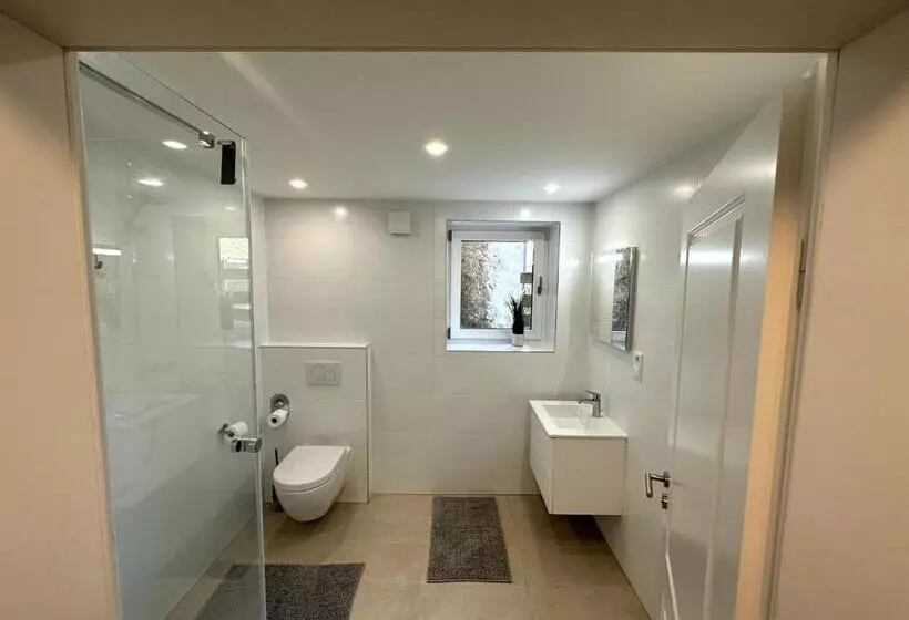 Retkeilymaja Deluxe Double Rooms Helfant Luxembourg