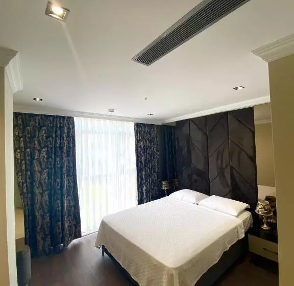 Alice Hotel Antalya