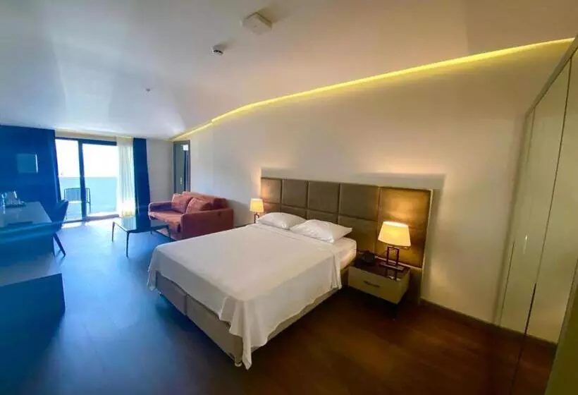 Alice Hotel Antalya