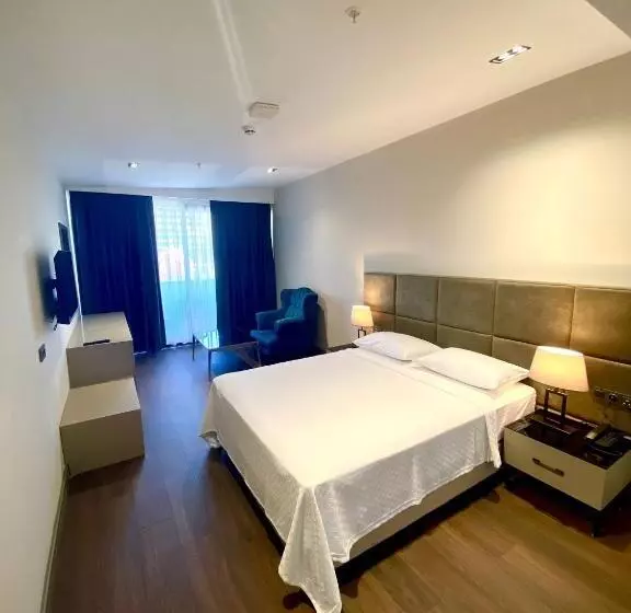 Alice Hotel Antalya