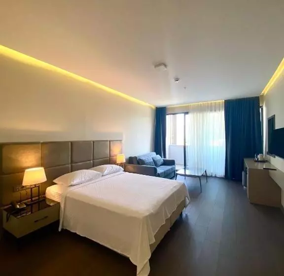 Alice Hotel Antalya