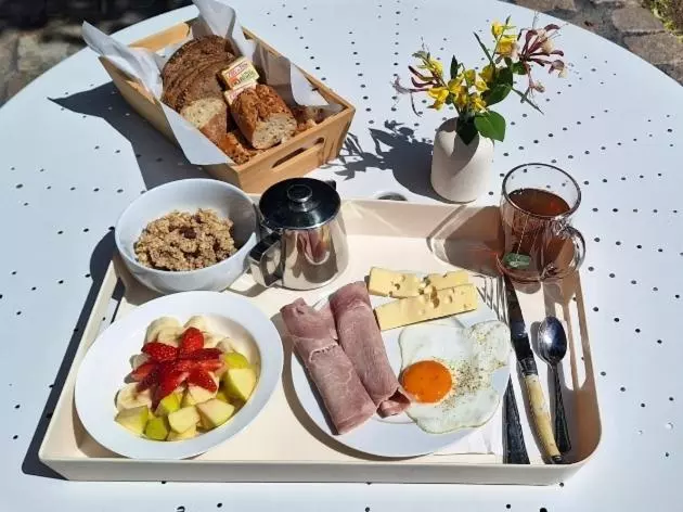 Aamiaismajoitus (B&B) Le Relais Des Clefs   Au Calme Du Gatinais   Escapade à Deux   Terrasse Privée   Wifi   Offre Romant