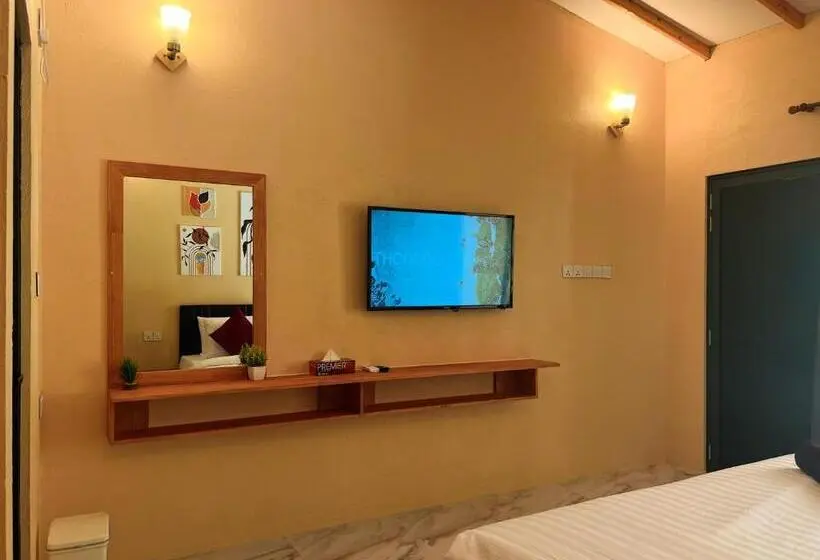 هتل Blue Coral Thoddoo