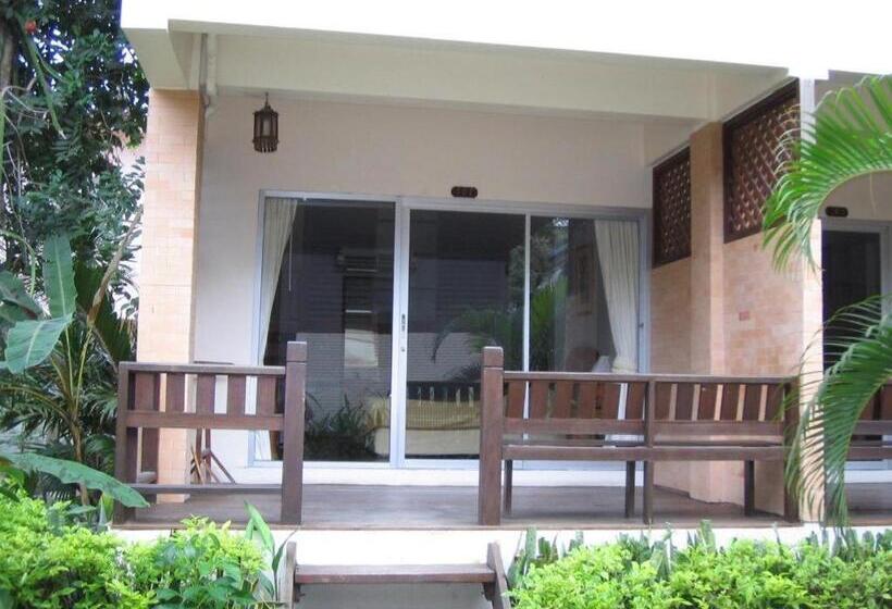 Hotel Cha Am Villa Beach