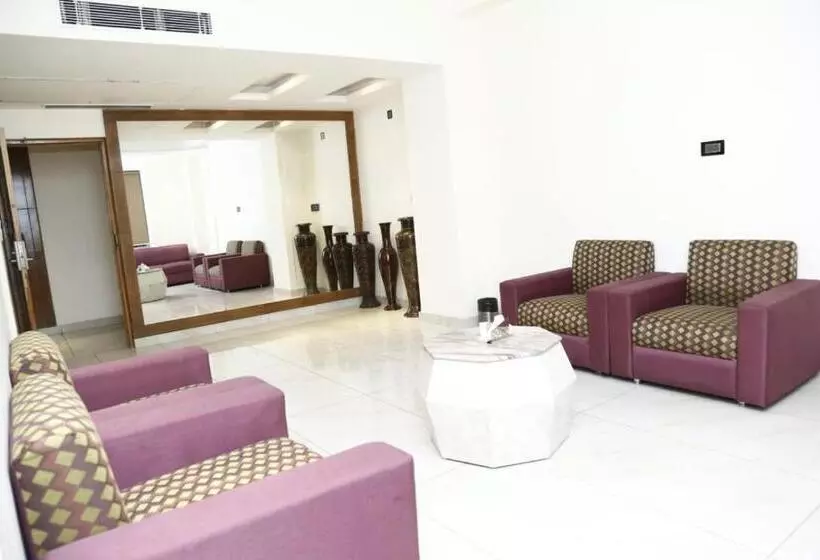 ホテル Pacific Roorkee