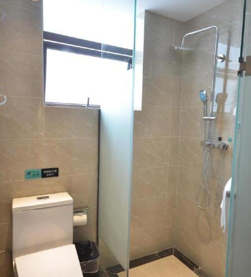 בית מלון כפרי Xana Lite Ganzi Luding Yanan Road