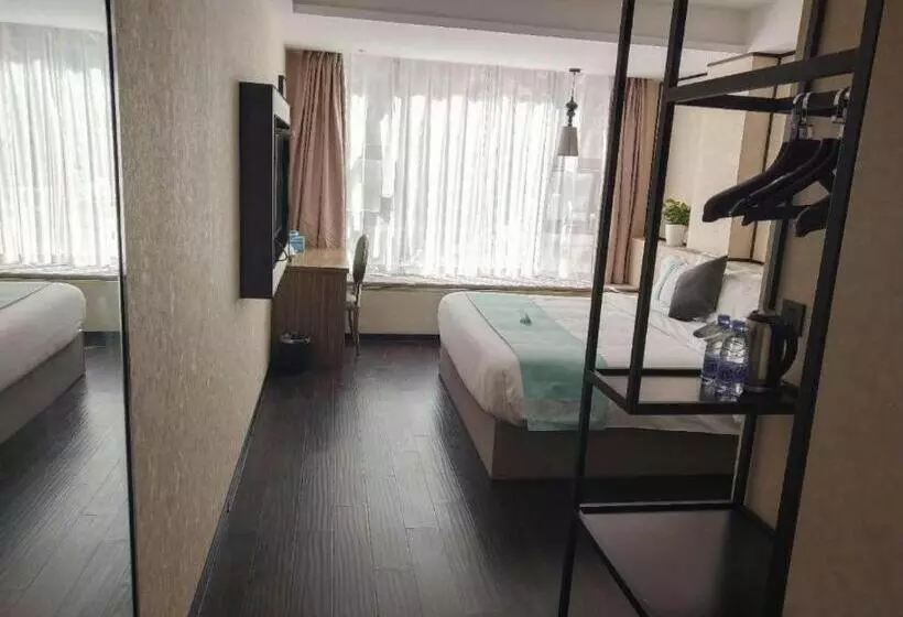 Hotelli Xana Lite Ganzi Luding Yanan Road