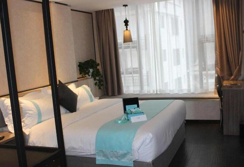 בית מלון כפרי Xana Lite Ganzi Luding Yanan Road