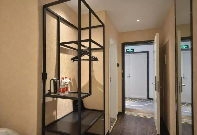 Hotelli Xana Lite Ganzi Luding Yanan Road