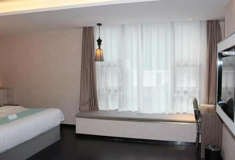 Hotelli Xana Lite Ganzi Luding Yanan Road