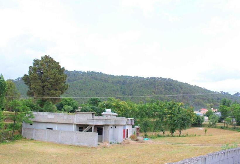 پانسیون 4 Kanal Entire Private Guest House With 2 Bedrooms Attached Bathrooms And Kitchen And Lawn