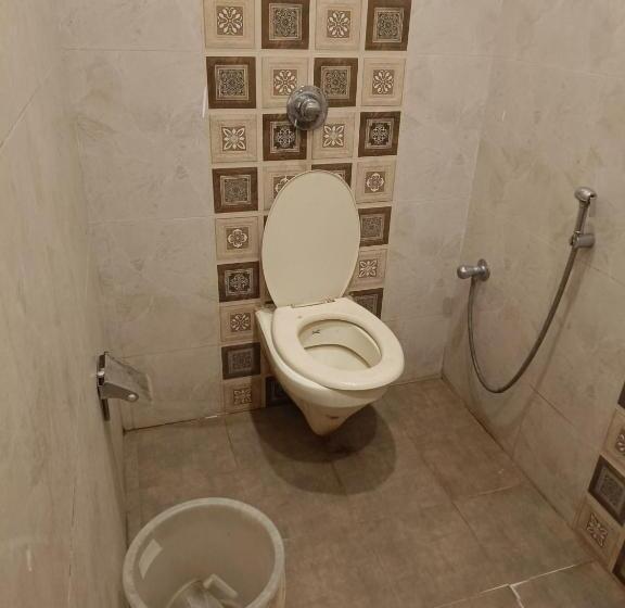 پانسیون Ashok Near By Railway Station