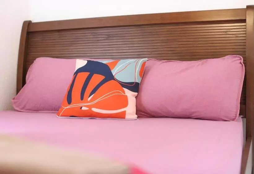 ペンション Casa Matatiso   Quartos Privados Em Casa Hostel No Abraão