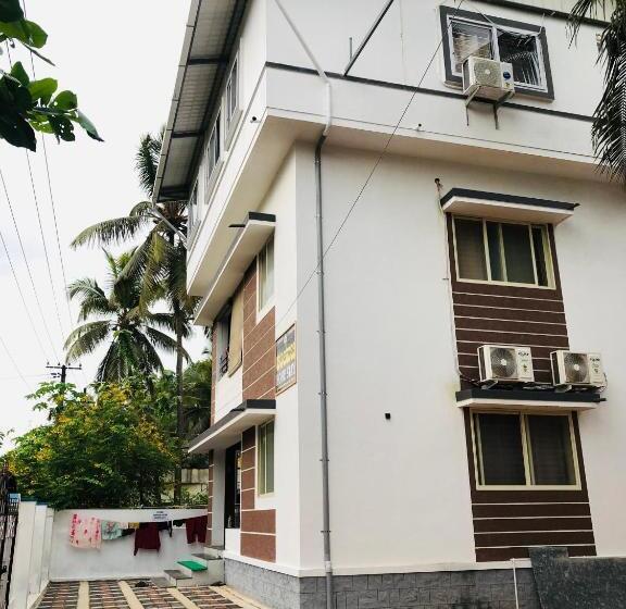 Pensão Homestay At Thottam Beach