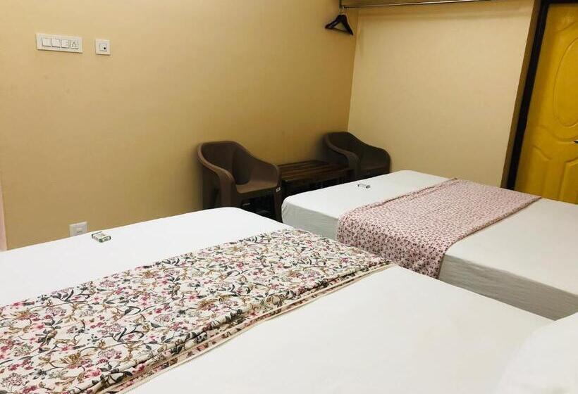 Pensão Homestay At Thottam Beach