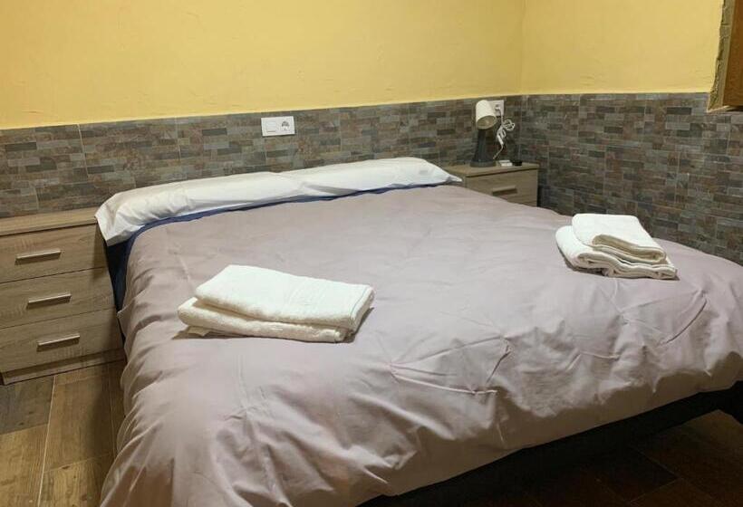 Pensión Valdeverdeja   Entorno Rural Y Natural   Castilla La Mancha