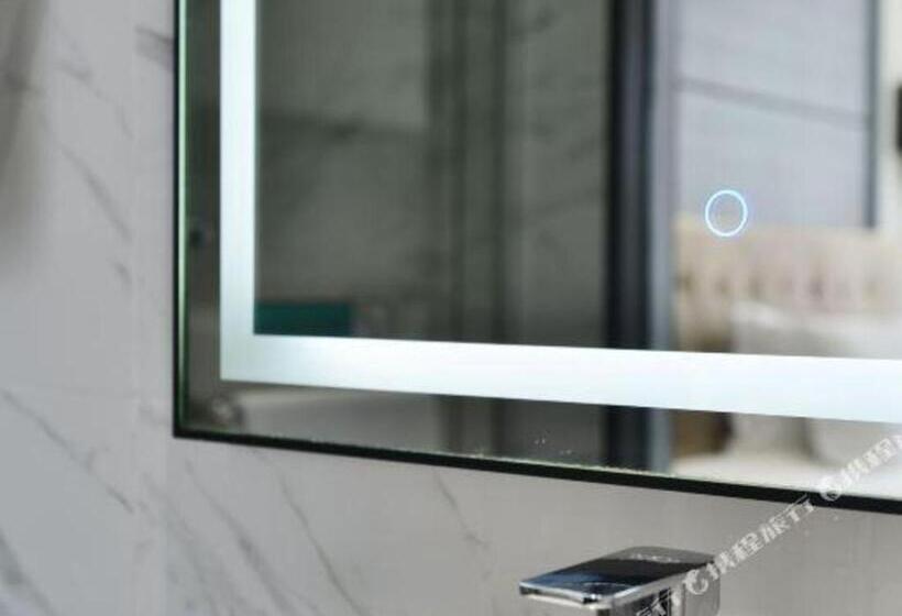 Xana Hotelle Nanchang Honggutan