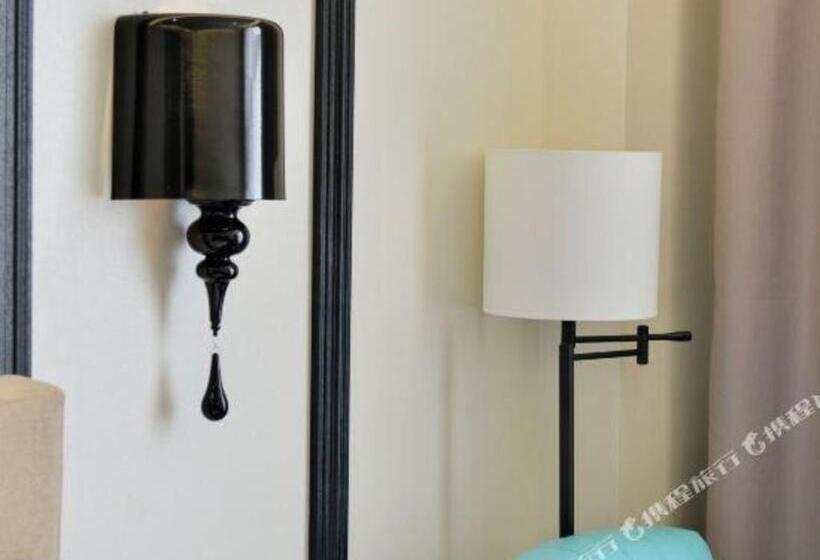 Xana Hotelle Nanchang Honggutan