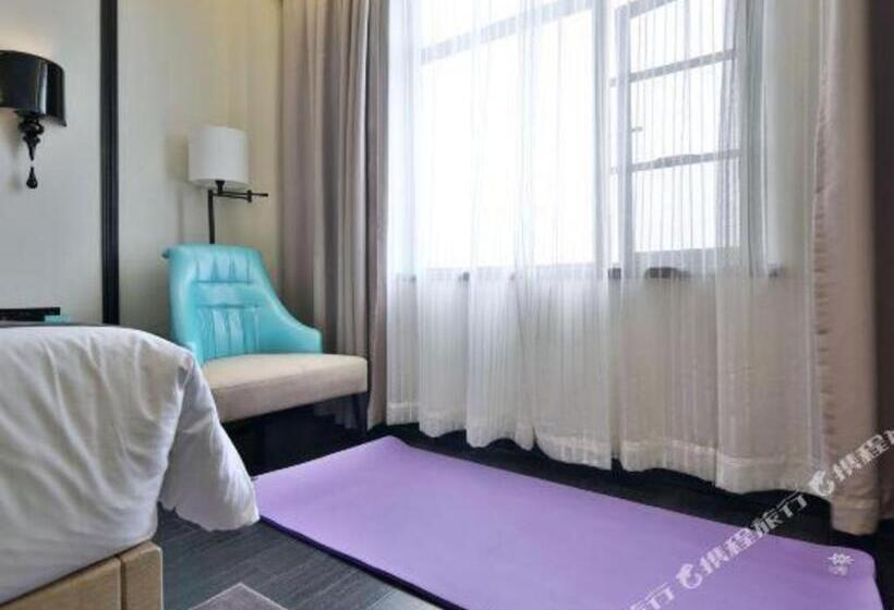 Xana Hotelle Nanchang Honggutan