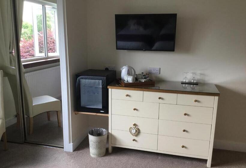 Bed and Breakfast The Gables