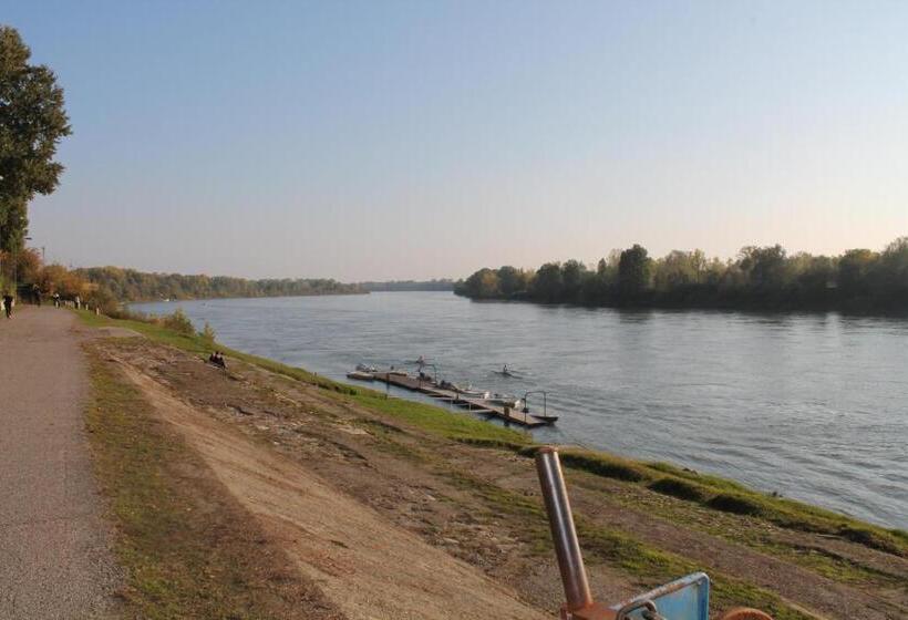 هتل Cremona Viale