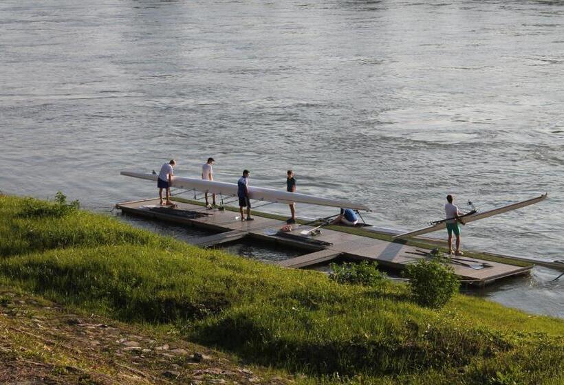 هتل Cremona Viale