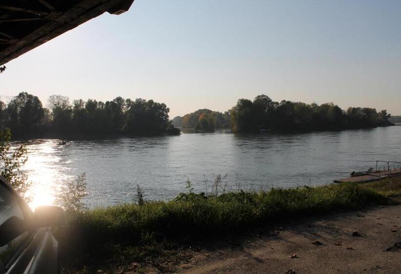 هتل Cremona Viale