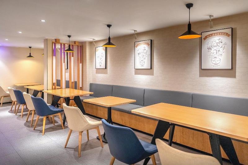 Hotel Hanting Wuxi Railway Station South Square