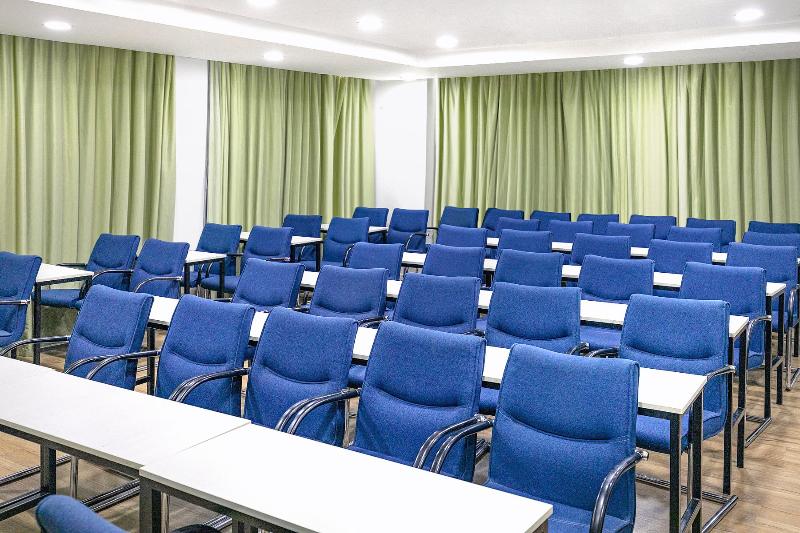 Hotel Hanting Wuxi Railway Station South Square