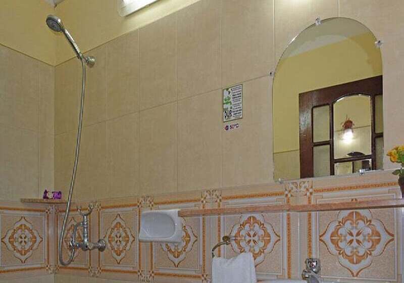 هتل Hostal Casa D Pepe