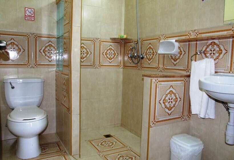 هتل Hostal Casa D Pepe