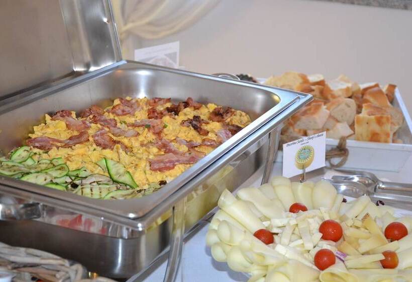 ホテル Villa Del Parco