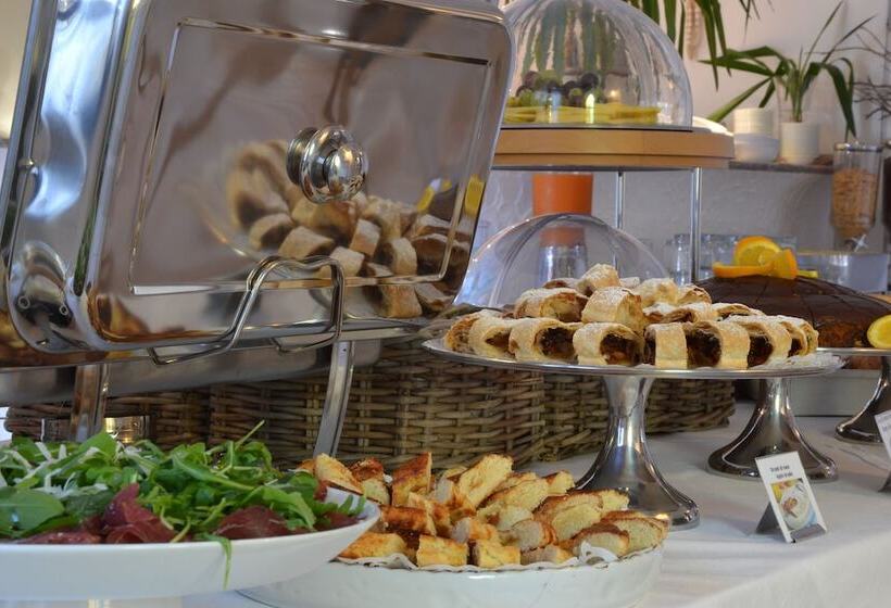 ホテル Villa Del Parco