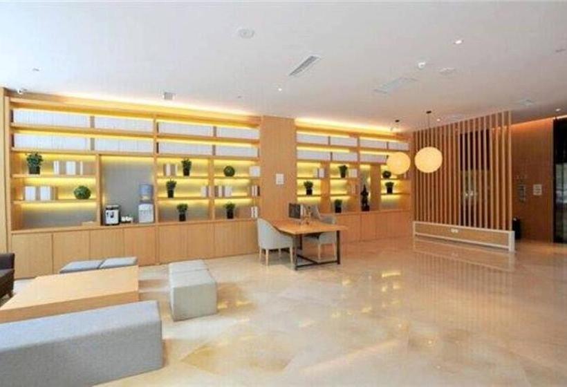 Ji Hotel Lhasa Jokhang Temple