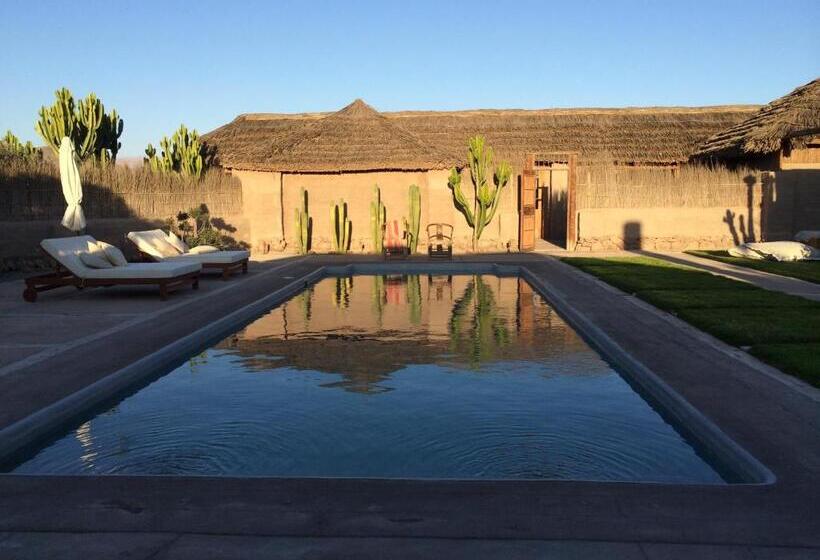 Wara Hotel & Experience